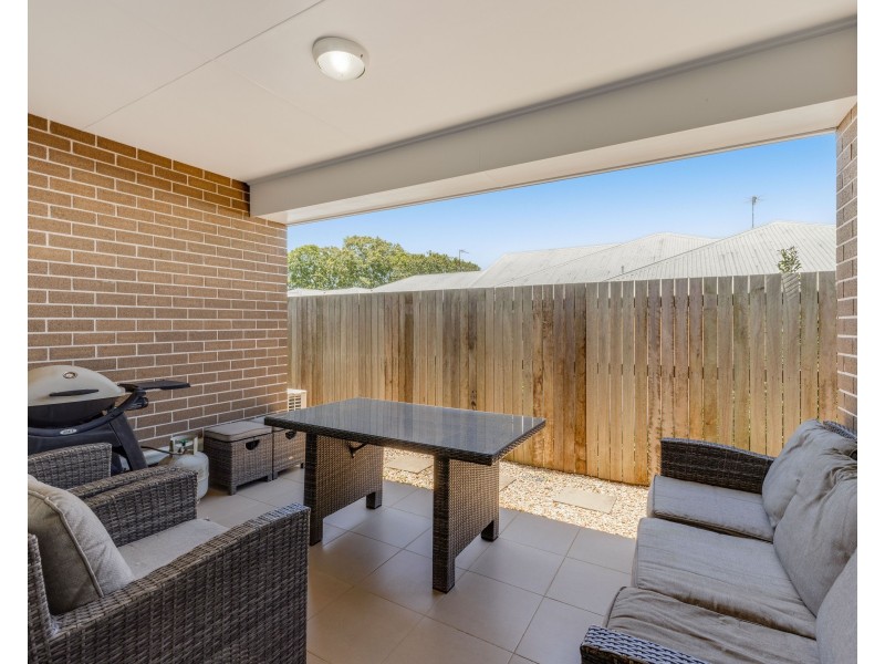 Unit 1/9 Collingwood Close, Middle Ridge QLD 4350