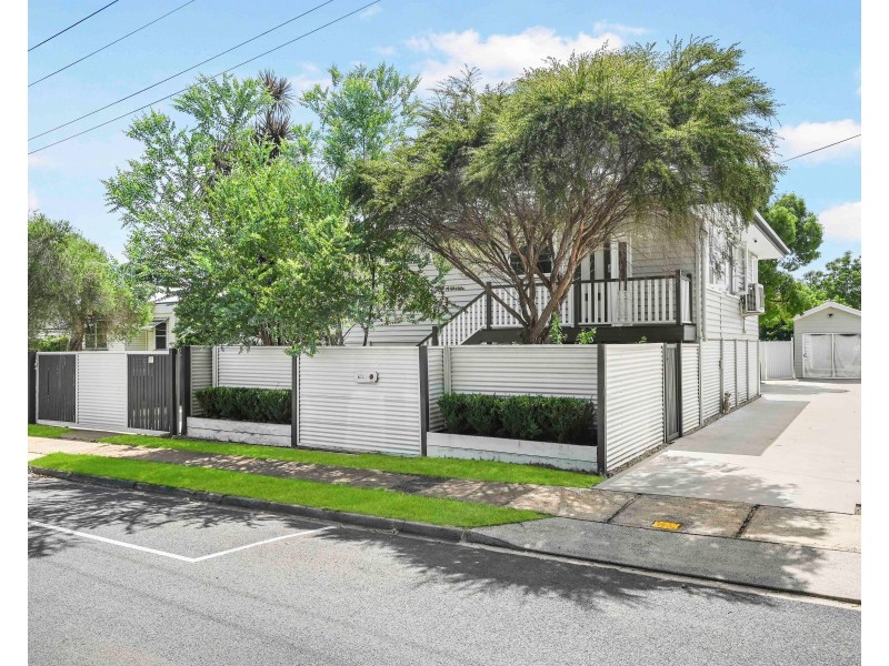 22 Clairmont Street, Newtown QLD 4350