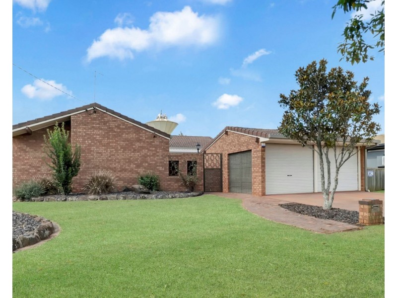7 Banksia Street, Newtown QLD 4350