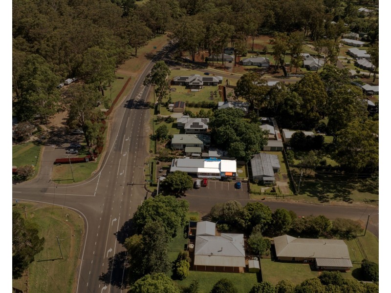 8618 New England Highway, Hampton QLD 4352