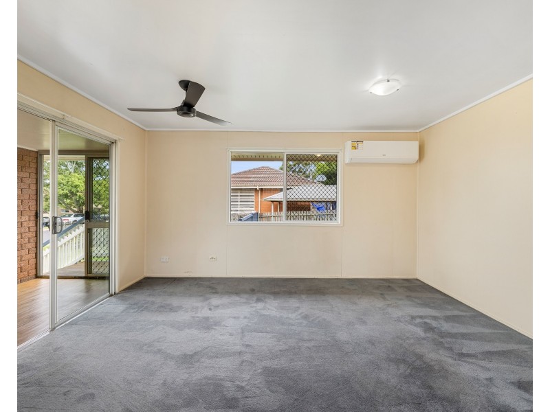 14 Charter Crescent, Rockville QLD 4350