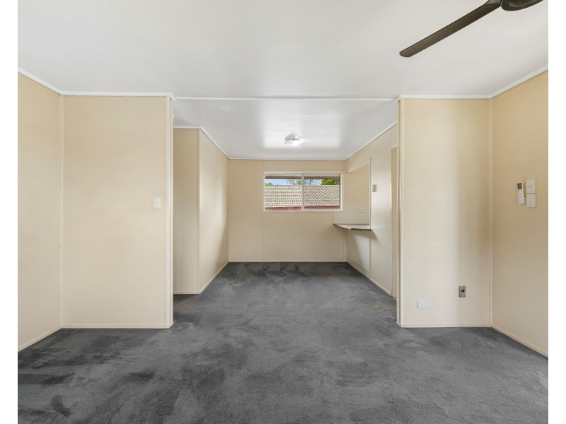 14 Charter Crescent, Rockville QLD 4350