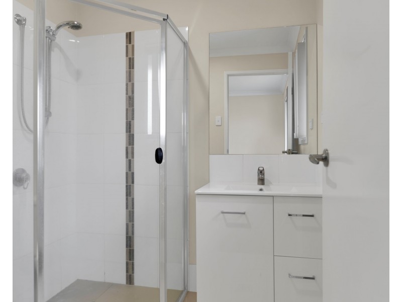 Unit 2/48 Magpie Drive, Cambooya QLD 4358