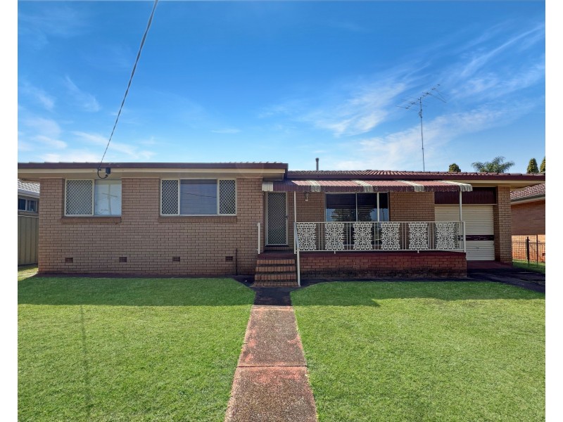 56 High Street, Rangeville QLD 4350