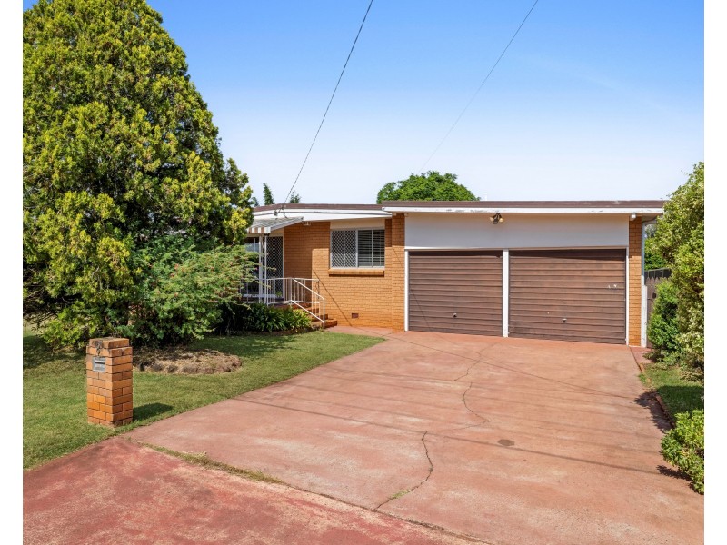 8 Drewery Street, Wilsonton QLD 4350