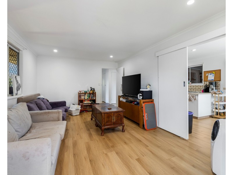 8 Drewery Street, Wilsonton QLD 4350