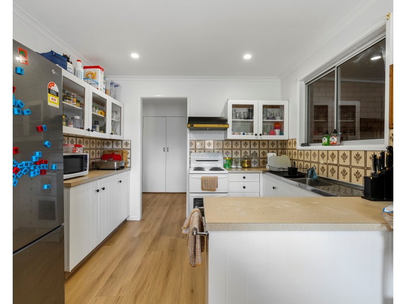 8 Drewery Street, Wilsonton QLD 4350