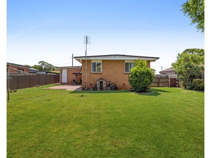 8 Drewery Street, Wilsonton QLD 4350