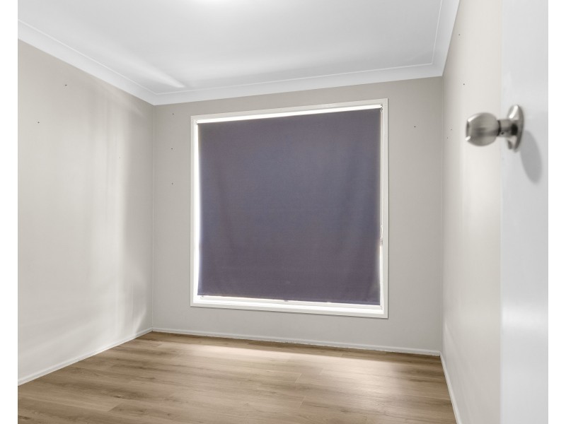 6 Carey Street, Kearneys Spring QLD 4350