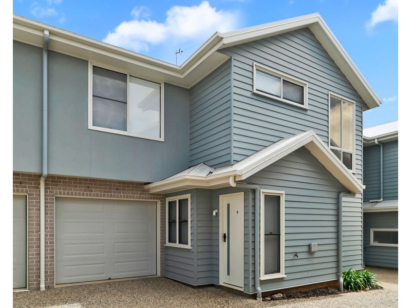 Unit 4/316 Stenner Street, Middle Ridge QLD 4350