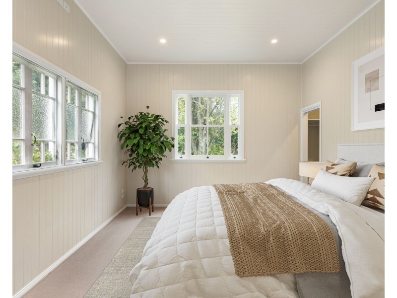 16 Dunmore Street, East Toowoomba QLD 4350