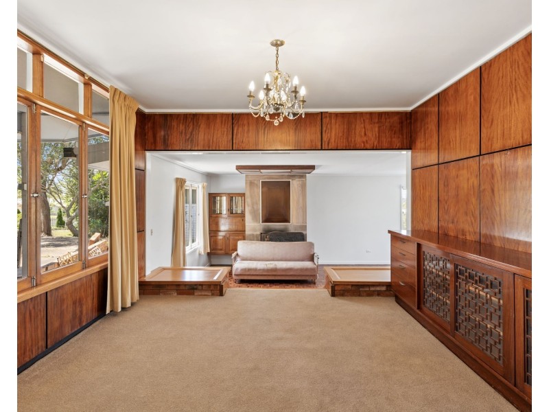 96 Ramsay Street, Centenary Heights QLD 4350