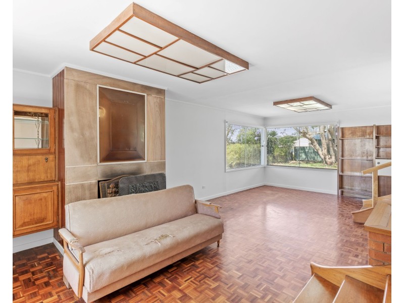 96 Ramsay Street, Centenary Heights QLD 4350