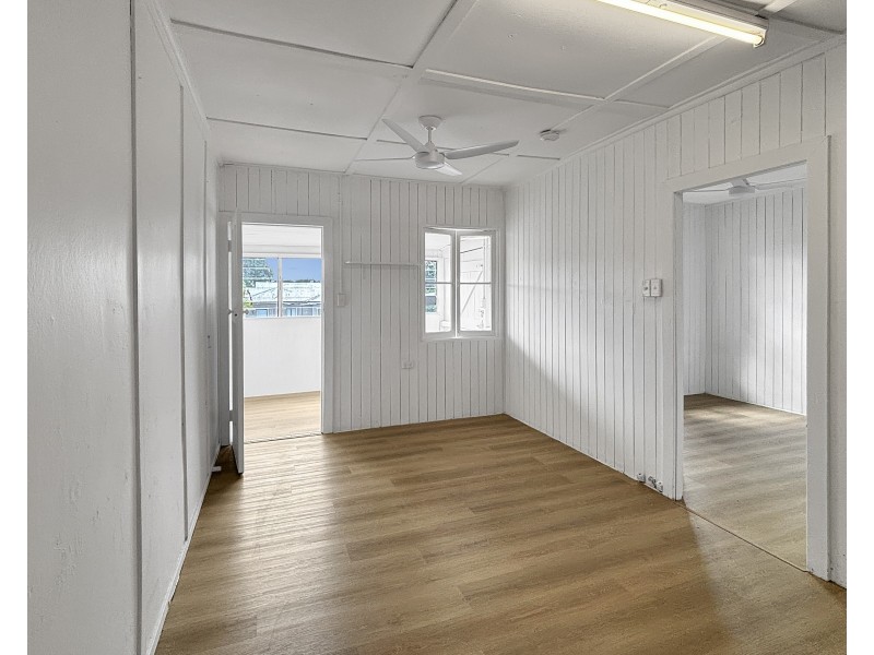 Unit 3/21 West Street, Newtown QLD 4350