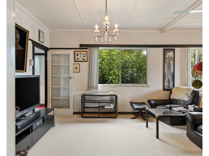 24 Cox Street, Wilsonton QLD 4350