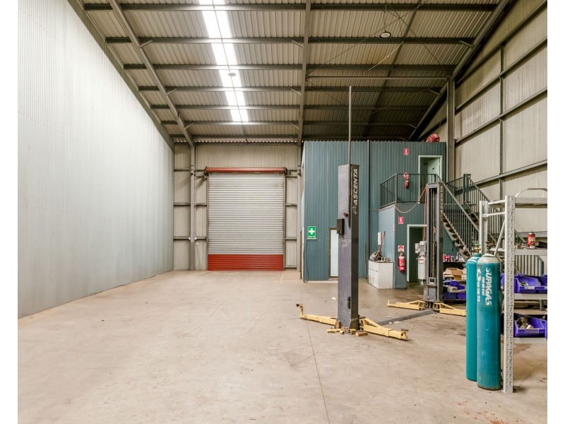 Shed 5/98 Buckland Street, Harristown QLD 4350