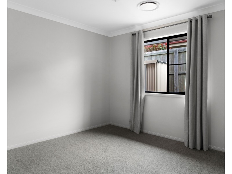 29 Pugh Street, Middle Ridge QLD 4350