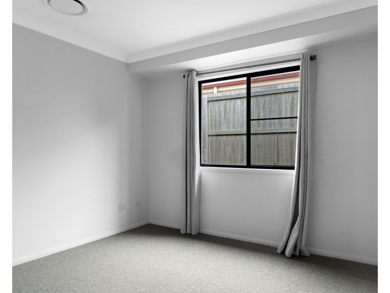 29 Pugh Street, Middle Ridge QLD 4350