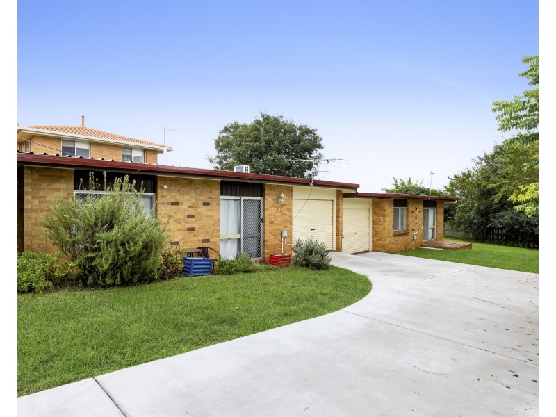 11 Rivett Street, South Toowoomba QLD 4350