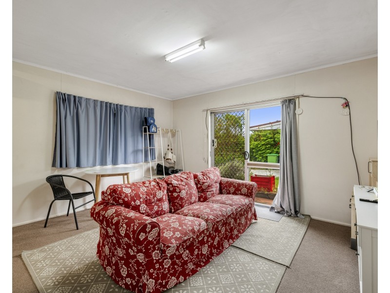 11 Rivett Street, South Toowoomba QLD 4350