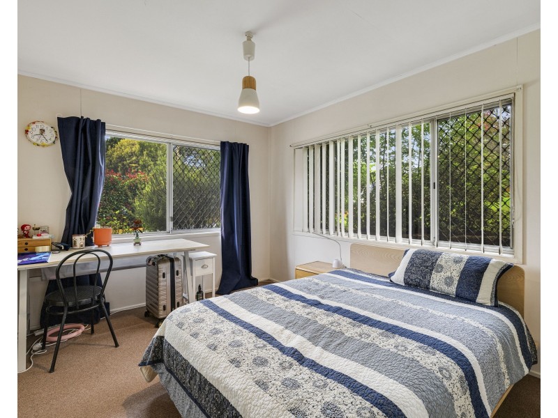 11 Rivett Street, South Toowoomba QLD 4350