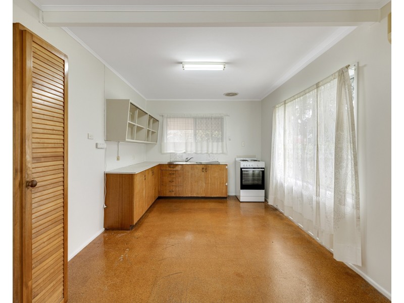 11 Rivett Street, South Toowoomba QLD 4350