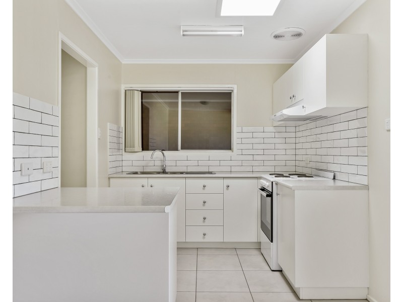 Unit 2/20 Doherty Street, Rockville QLD 4350