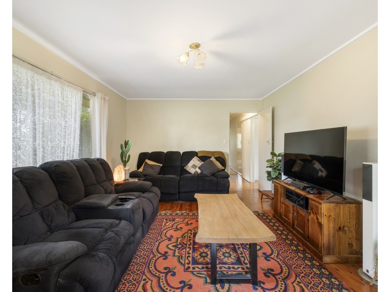 16 Hazzard Street, Centenary Heights QLD 4350