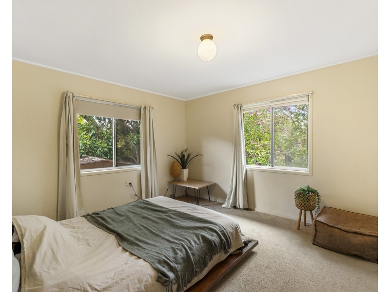 16 Hazzard Street, Centenary Heights QLD 4350