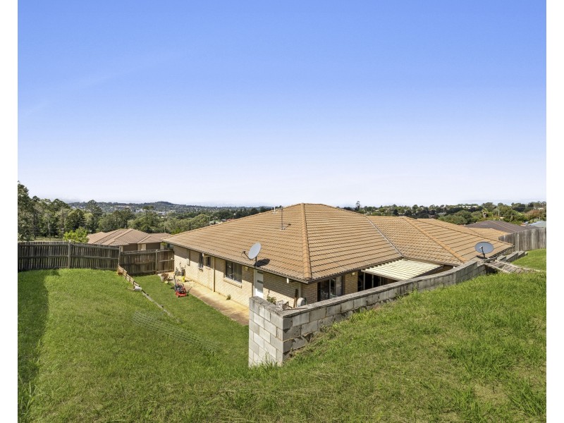 28 Alpine Court, Cranley QLD 4350