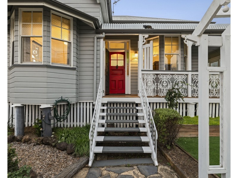 161 West Street, Newtown QLD 4350