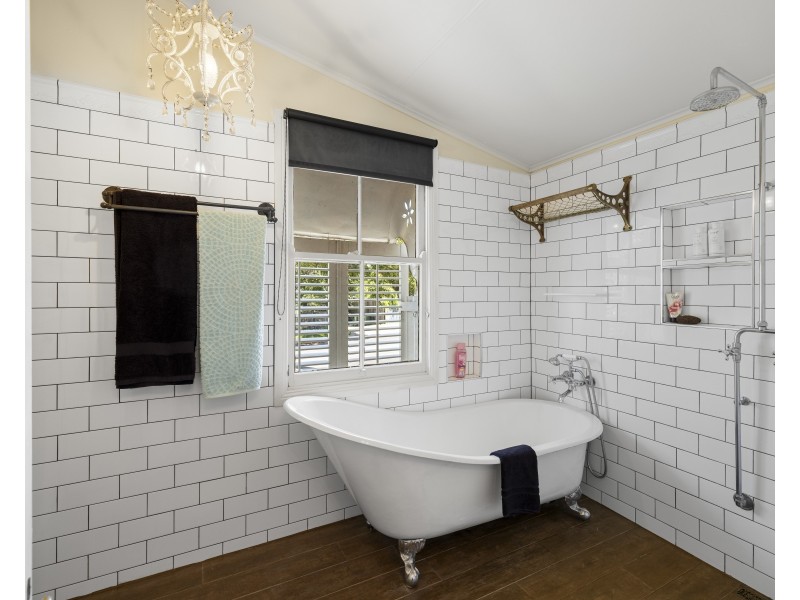 161 West Street, Newtown QLD 4350