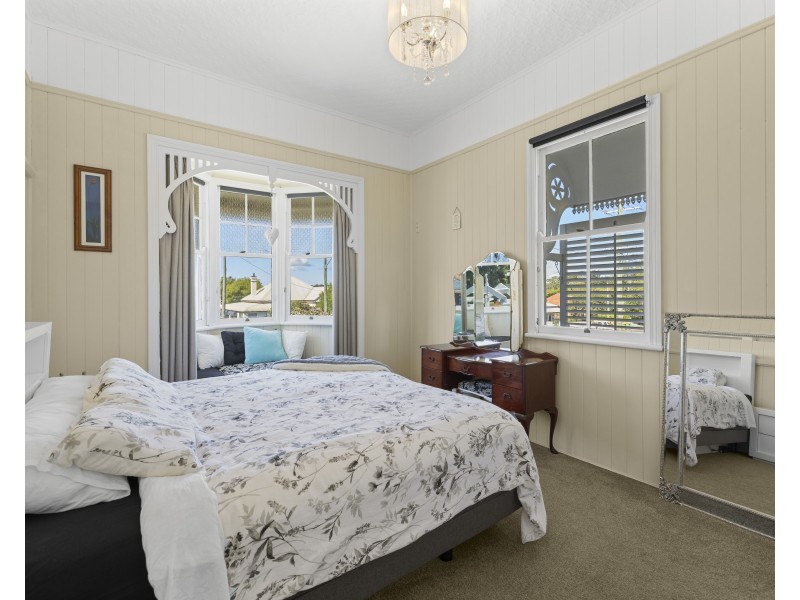 161 West Street, Newtown QLD 4350