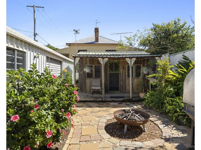 161 West Street, Newtown QLD 4350