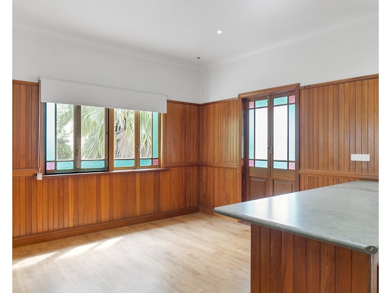 37 Moloney Street, North Toowoomba QLD 4350