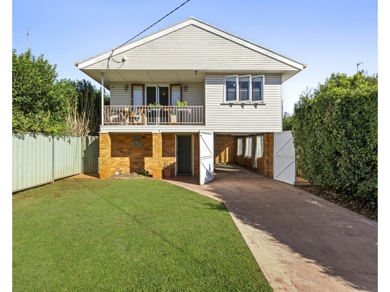 131A Holberton Street, Newtown QLD 4350