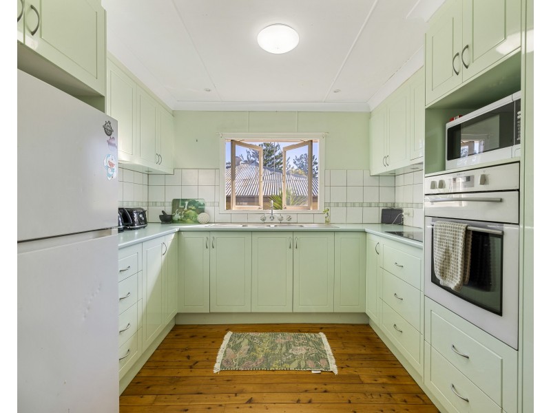 131A Holberton Street, Newtown QLD 4350