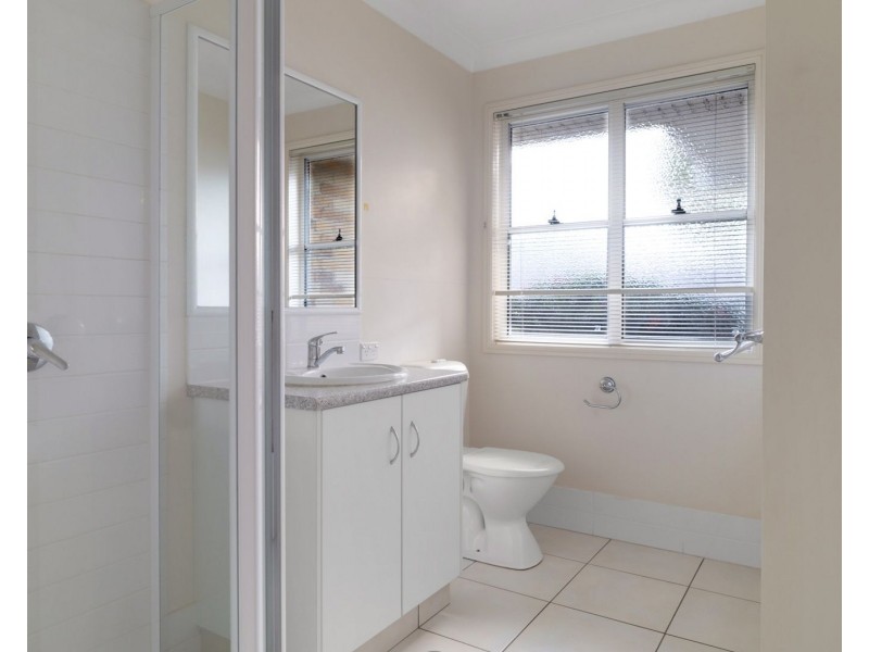 Unit 2/49 Gostwyck Street, Newtown QLD 4350