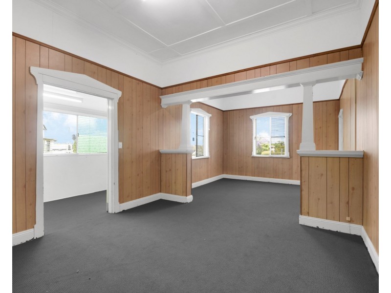339 Margaret Street, Newtown QLD 4350