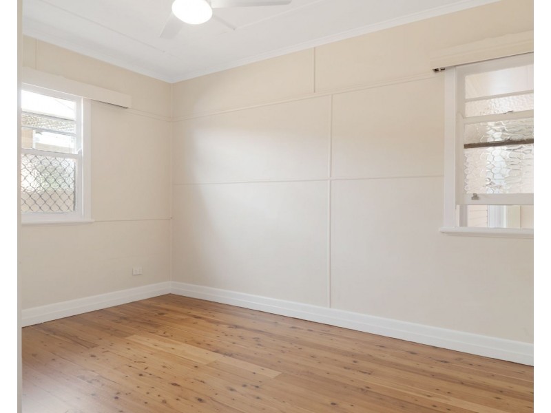 291 West Street, Harristown QLD 4350