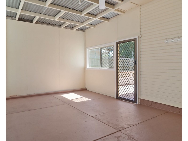 291 West Street, Harristown QLD 4350