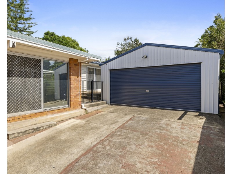 11 Newmarket Street, Newtown QLD 4350