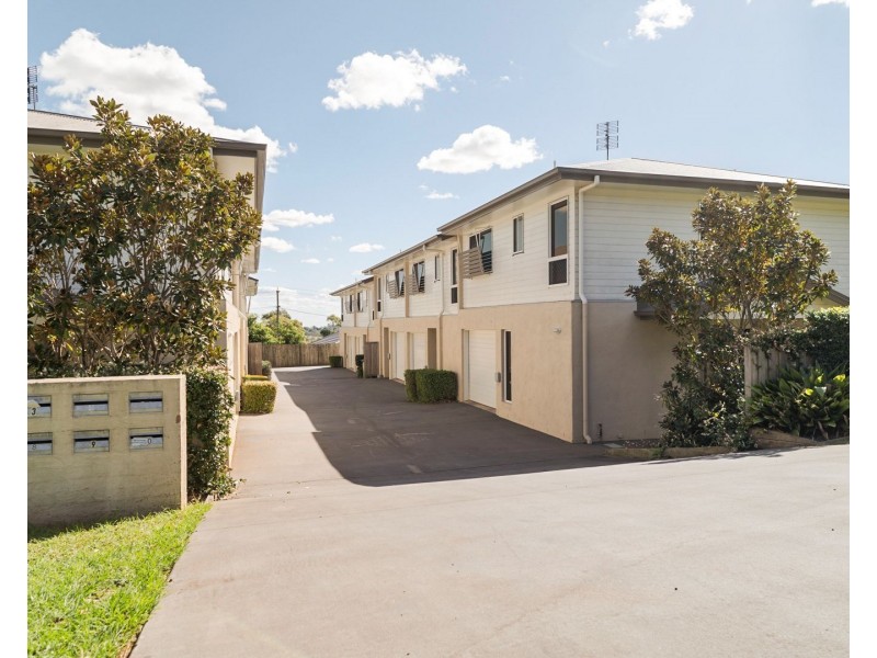 Unit 8/11 Obrien Street, Harlaxton QLD 4350