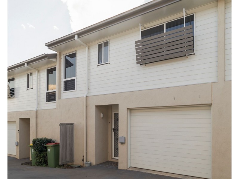 Unit 8/11 Obrien Street, Harlaxton QLD 4350