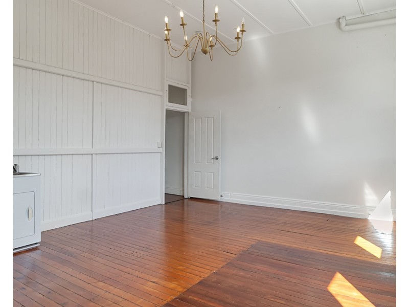 Tenancy D / 488 Ruthven Street, Toowoomba City QLD 4350