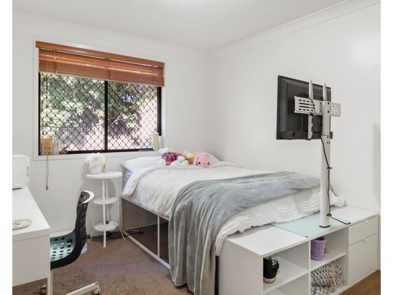 36 Banksdale Drive, Middle Ridge QLD 4350