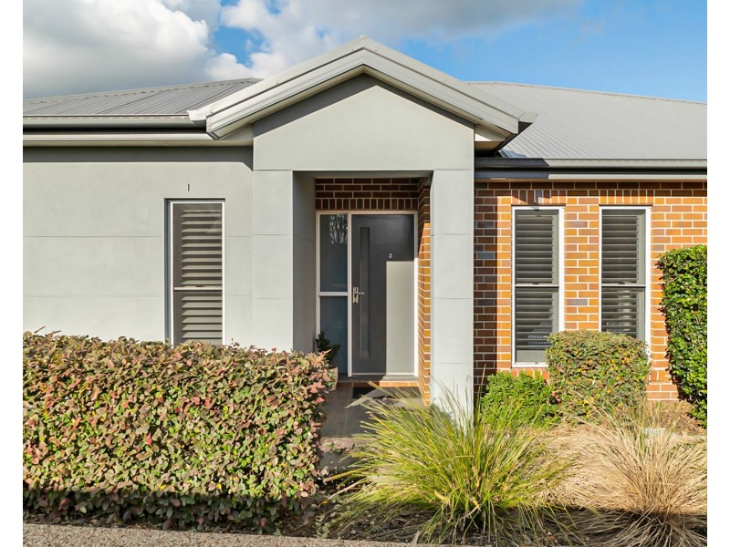 Unit 2/59 Jellicoe Street, Mount Lofty QLD 4350