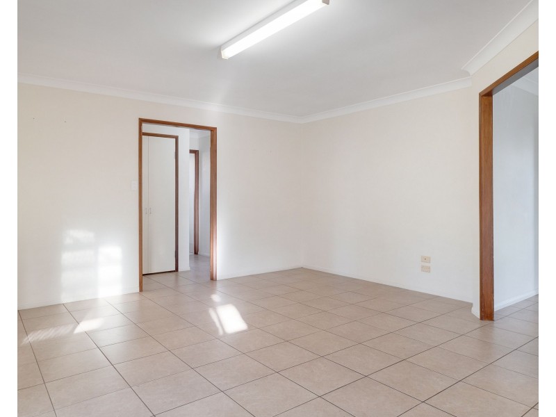 39 Gainsborough Drive, Glenvale QLD 4350