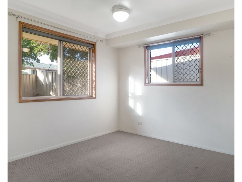 39 Gainsborough Drive, Glenvale QLD 4350