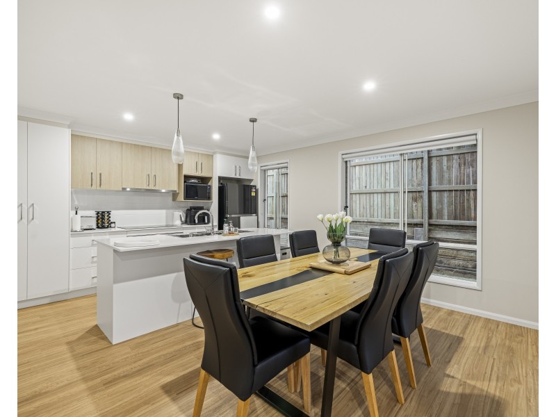 162 Tor Street, Rockville QLD 4350